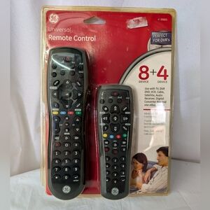 GE Universal Remote Control Set